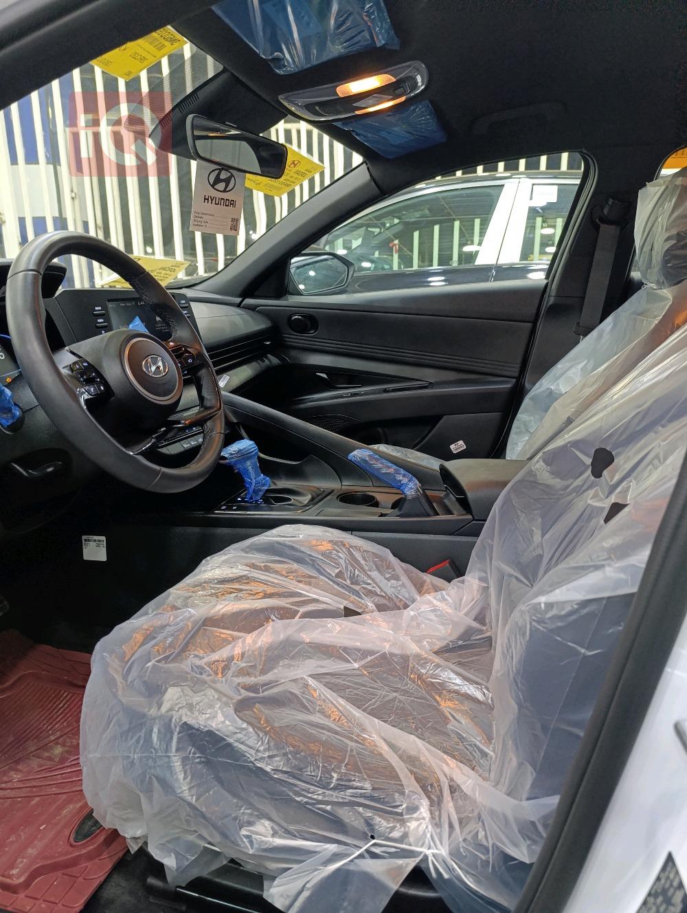 هیوندای ئەلەنترا